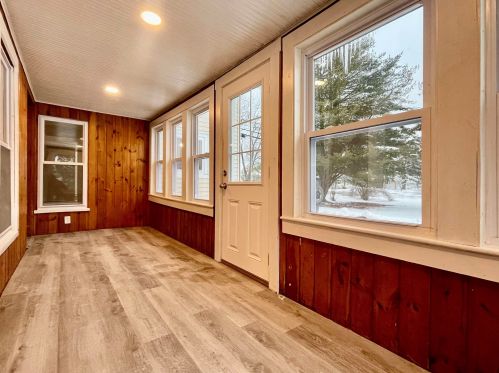 48 Pembroke Rd, Concord NH  03301-5642 exterior