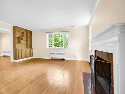 342 Beacon St, Boston MA exterior