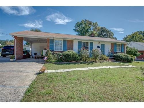 330 Stonehaven Ln, Gastonia, NC 28052-3556