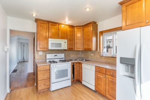 5005 Kilpatrick Ave, Chicago IL 60652-2010 exterior