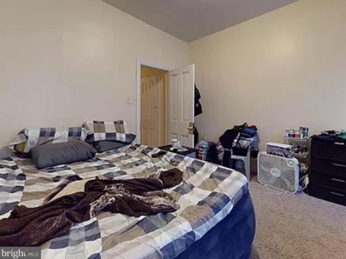 2416 Carlisle St, Philadelphia PA 19132-4017 exterior