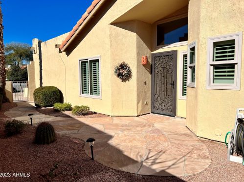 13041 45 Pl, Phoenix AZ 85050-8557 exterior