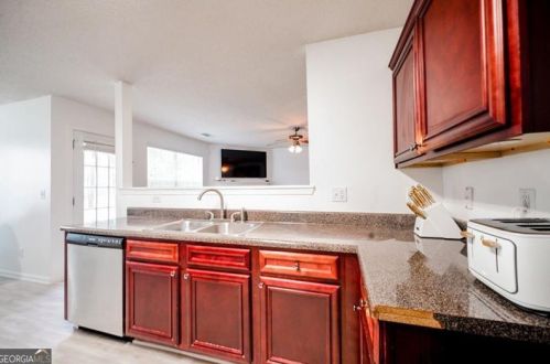 1942 Eshelman Ct, Atlanta GA  30349-7518 exterior