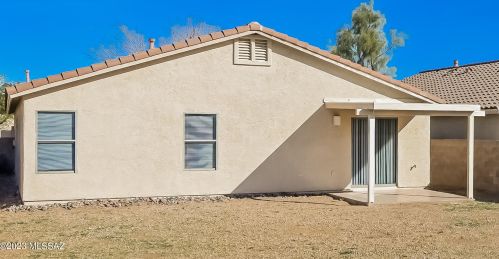 6895 Quailwood Way, Tucson AZ  85757-6920 exterior