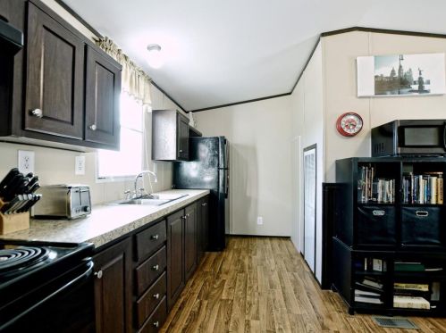 8010 Fawn Crk Dr, Spring Branch TX 78070-4022 exterior