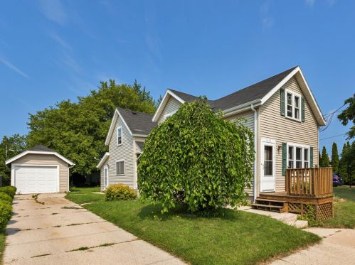 1114 22 St, Manitowoc WI 54220-4952 exterior