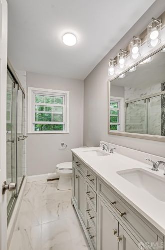 53 Fairmount Ave, Edison NJ  08820-2032 exterior