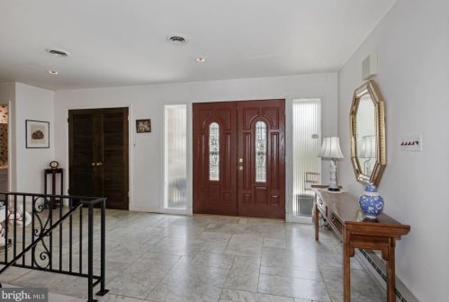 17335 Donora Rd, Silver Spring, MD 20905-3720