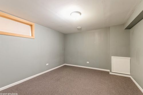 11236 Sacramento, Chicago IL 60655-2302 exterior