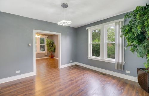 1344 112 St, Chicago IL 60617-7027 exterior