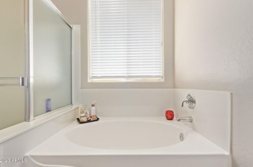 780 Indian Wl Pl, Chandler AZ 85249-4171 exterior