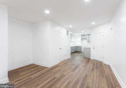 1149 61 St, Philadelphia PA 19142-3402 exterior