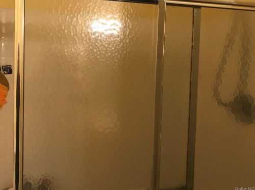 106 Crystal Hl Ln, Poughkeepsie NY 12603-6981 exterior