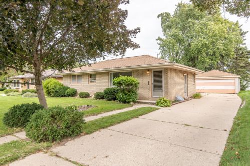 4412 63rd St, Milwaukee, WI 53220-3407