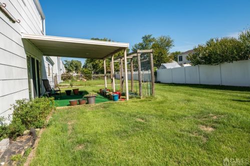 15 Sims Rd, Edison NJ 08817-3034 exterior