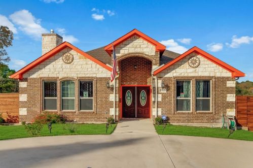 1911 Ebbtide Ln, Dallas, TX 75224-4115