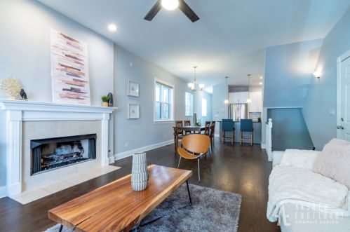 2748 Racine Ave, Chicago, IL 60614-1206