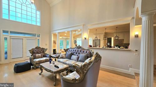 17815 Fraley Farm Rd, Rockville MD 20855-1664 exterior