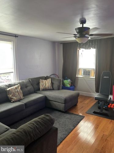 3359 Englewood St, Philadelphia PA 19149-1611 exterior