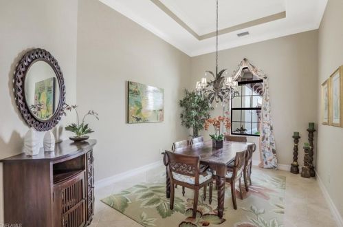 6512 Costa Cir, Naples FL 34113-1702 exterior