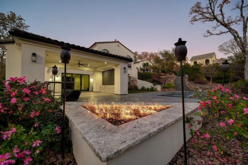 5263 Da Vinci Dr, Folsom CA 95762-5261 exterior