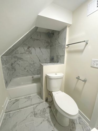 3505 Montrose Ave, Chicago IL 60618-1139 exterior