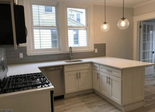 57 Walnut St, Montclair NJ  07042-4913 exterior