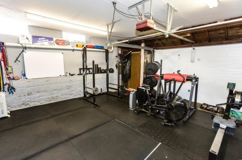 3351 Oak Hill Ave, Saint Louis MO 63116-3932 exterior