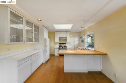 422 Colusa Ave, Berkeley CA 94707-1545 exterior