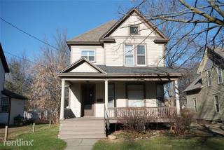 711 Wheaton Ave, Kalamazoo MI  49008-1358 exterior