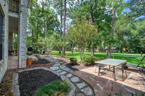 3130 Lake Island Dr, Montgomery TX  77356-8968 exterior