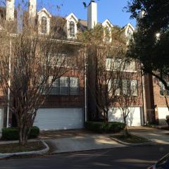 4517 Hazard St, Houston TX  77098-4215 exterior