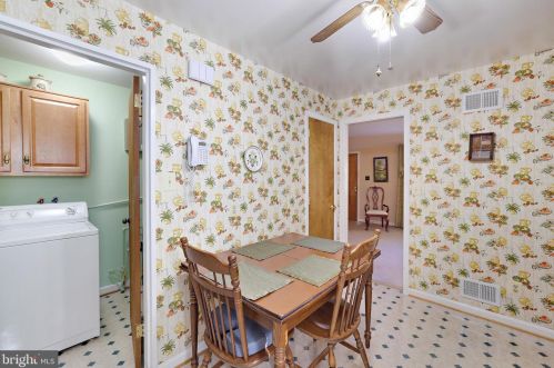 12722 Holdridge Rd, Silver Spring MD 20906-3830 exterior