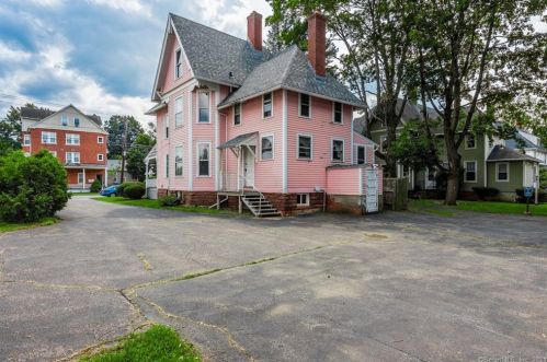 40 Bloomfield Ave, Windsor CT 06095-2303 exterior