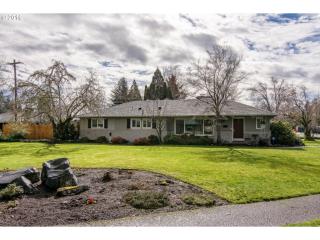 3110 Dapple Way, Eugene, OR 97401-5725