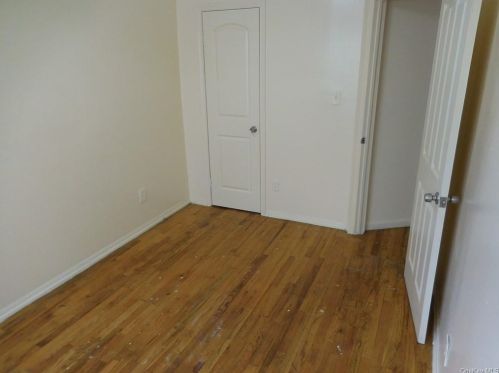 1551 Bruckner Blvd, Bronx NY 10472-6408 exterior