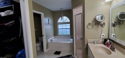 4290 3 Ave, Naples FL 34119-2938 exterior