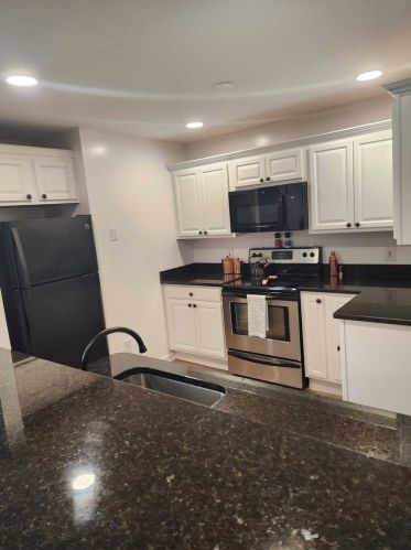 375 Salt Point Tpke, Poughkeepsie NY 12603-1053 exterior