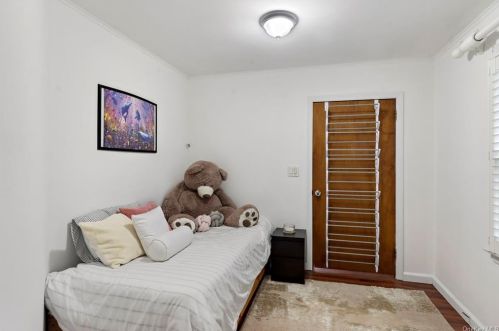 232 Prospect Ave, Mount Vernon NY 10550-2348 exterior