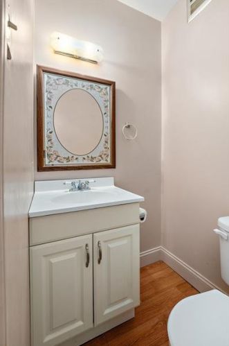 207 Perryview Ave, Pittsburgh PA 15214-1528 exterior