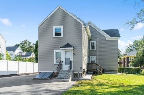 30 Maple Ave, North Andover MA 01845-3613 exterior