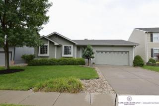 14721 Spaulding St, Omaha, NE 68116-6282