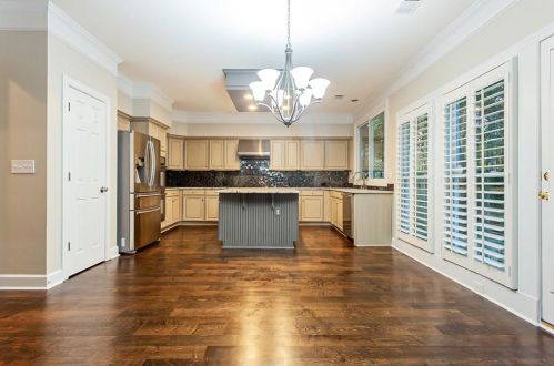 755 Glenridge Close Dr, Atlanta GA  30328-3476 exterior