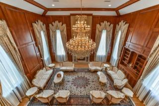 24 Windermere Ln, Houston TX  77063-1409 exterior