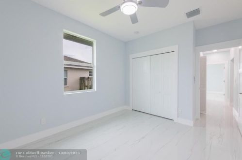 2470 Webster Ln, Fort Pierce FL 34953-5751 exterior