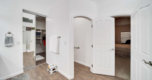 4977 Louis River Way, Tucson AZ  85718-4756 exterior