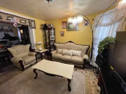 137 Dorchester St, Worcester MA 01610-1905 exterior