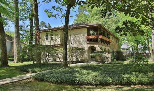 1947 River Falls Dr, Humble, TX 77339-3111