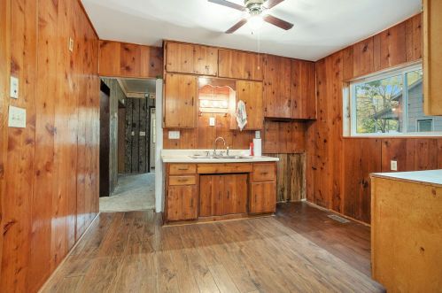 236 James St, Allegan MI 49010-1428 exterior