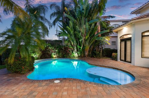 17894 Monte Vis Dr, Boca Raton FL 33496-1057 exterior